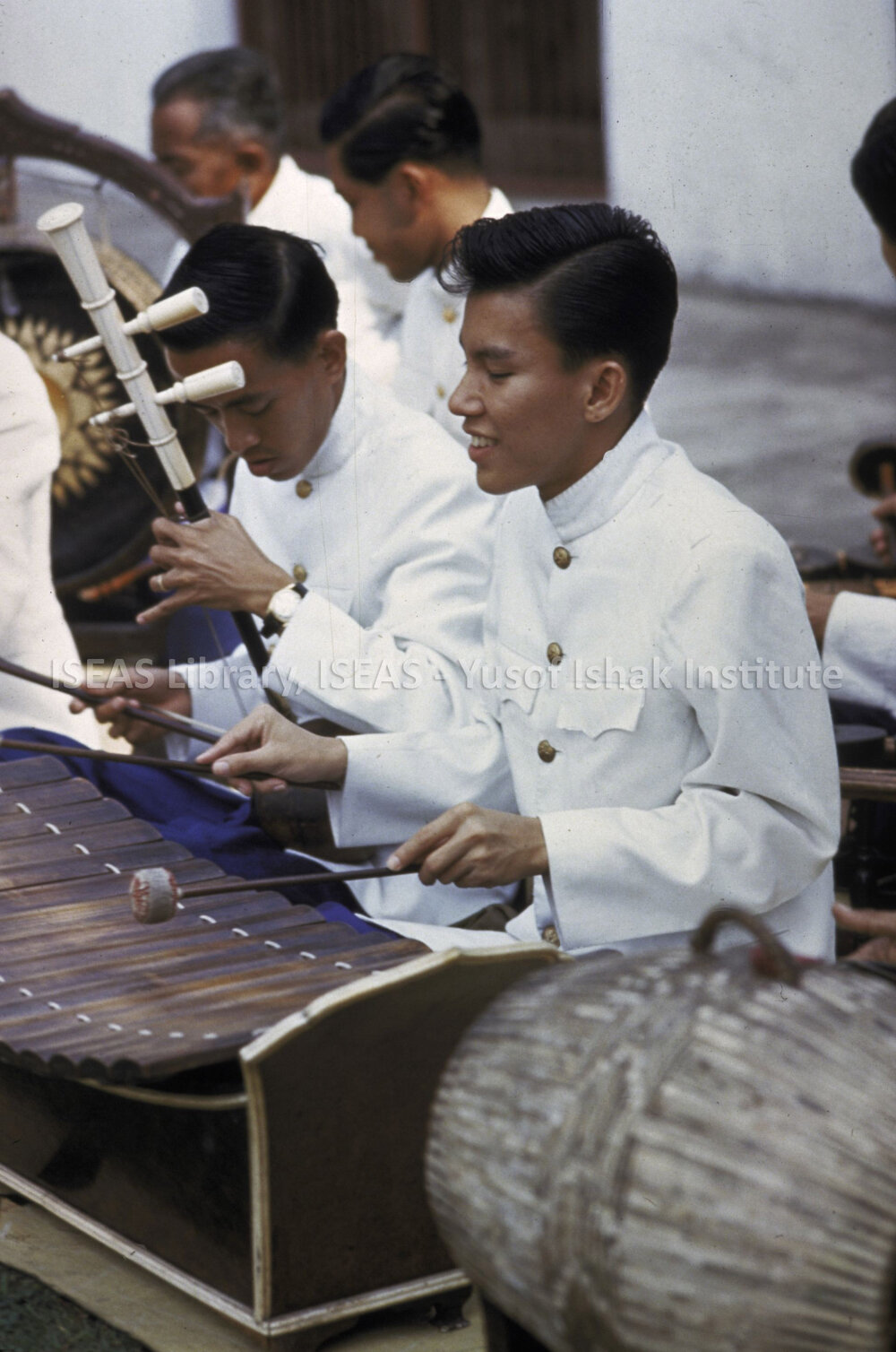 DP29_20 - A close-up of a Thai orchestra (Kodak show), Bangkok, Thailand.
