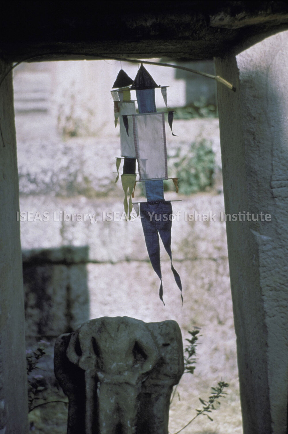 DP91_33 - A view of the temple, Phnom Chisor, Cambodia