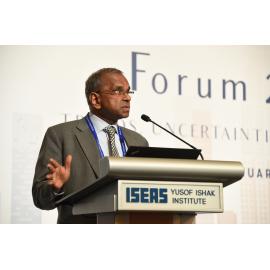 Mr Manu Bhaskaran, Partner, Centennial Group International, and Founding CEO, Centennial Asia Advisors, Singapore, on “Economic Outlook for Southeast Asian Countries”